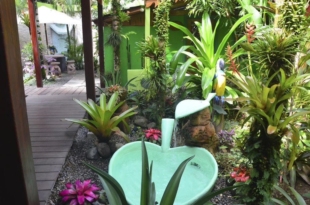 Physis Caribbean Bed & Breakfast Puerto Viejo de Talamanca Exterior photo