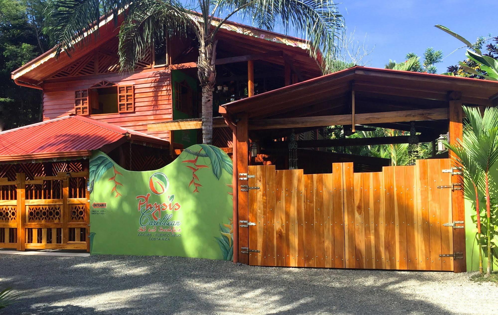 Physis Caribbean Bed & Breakfast Puerto Viejo de Talamanca Exterior photo